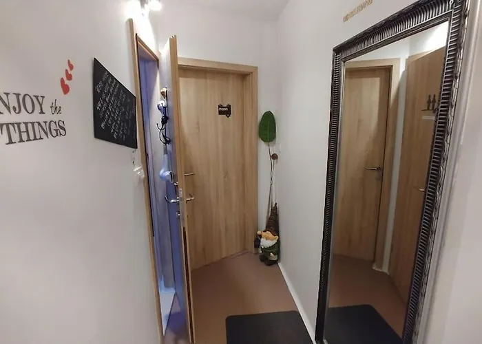 Goodlebang, 3 Bed Apartment, Center *