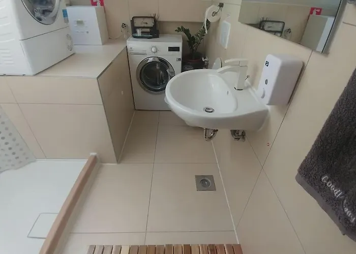 Goodlebang, 3 Bed Apartment, Center Apartment Ljubljana