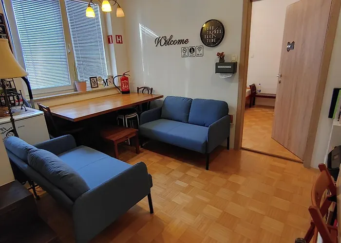 Goodlebang, 3 Bed Apartment, Center شقة