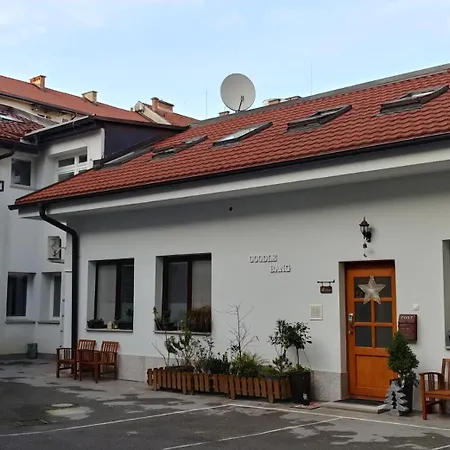 Goodlebang, 3 Bed Apartment, Center *